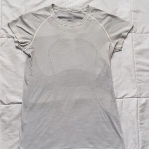 White Lululemon swiftly tech Short Sleeve Athletic Top